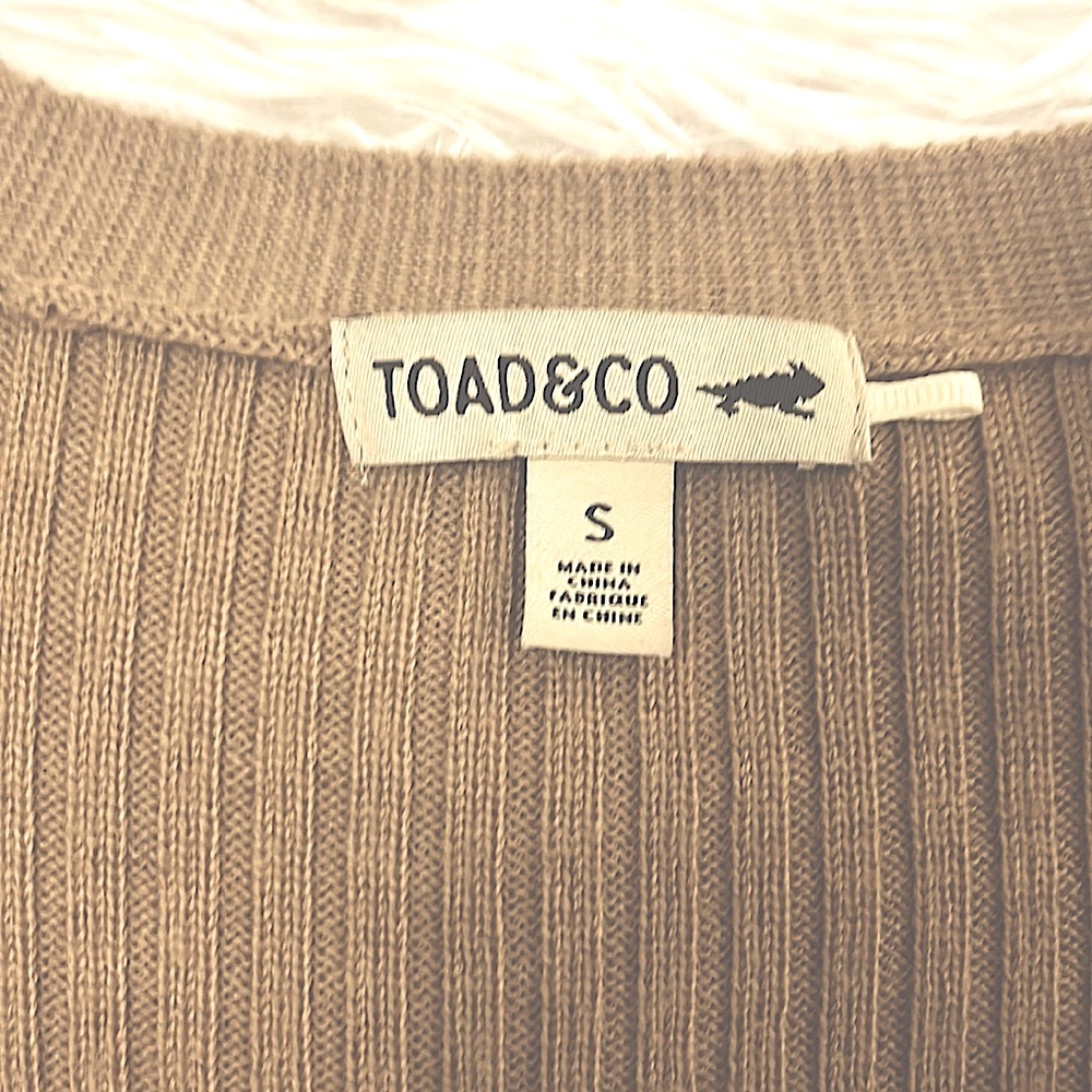 Nwot Toad & Co. V-Neck Button Down Long Sleeve Sweater S 2 front pockets! - Picture 5 of 7